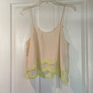 A Peach Cream/ Electric Lime Crop M